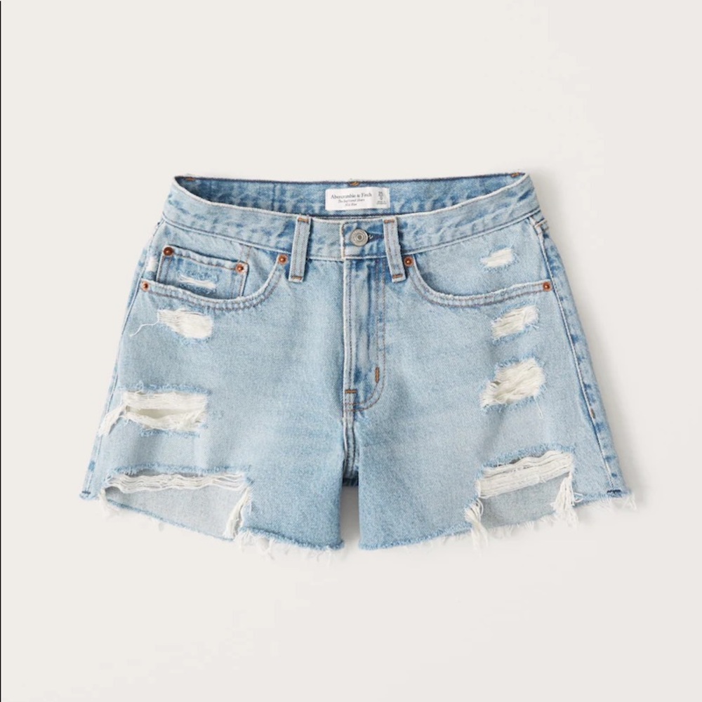 Abercrombie Boyfriend Short Curve Love Mid Rise